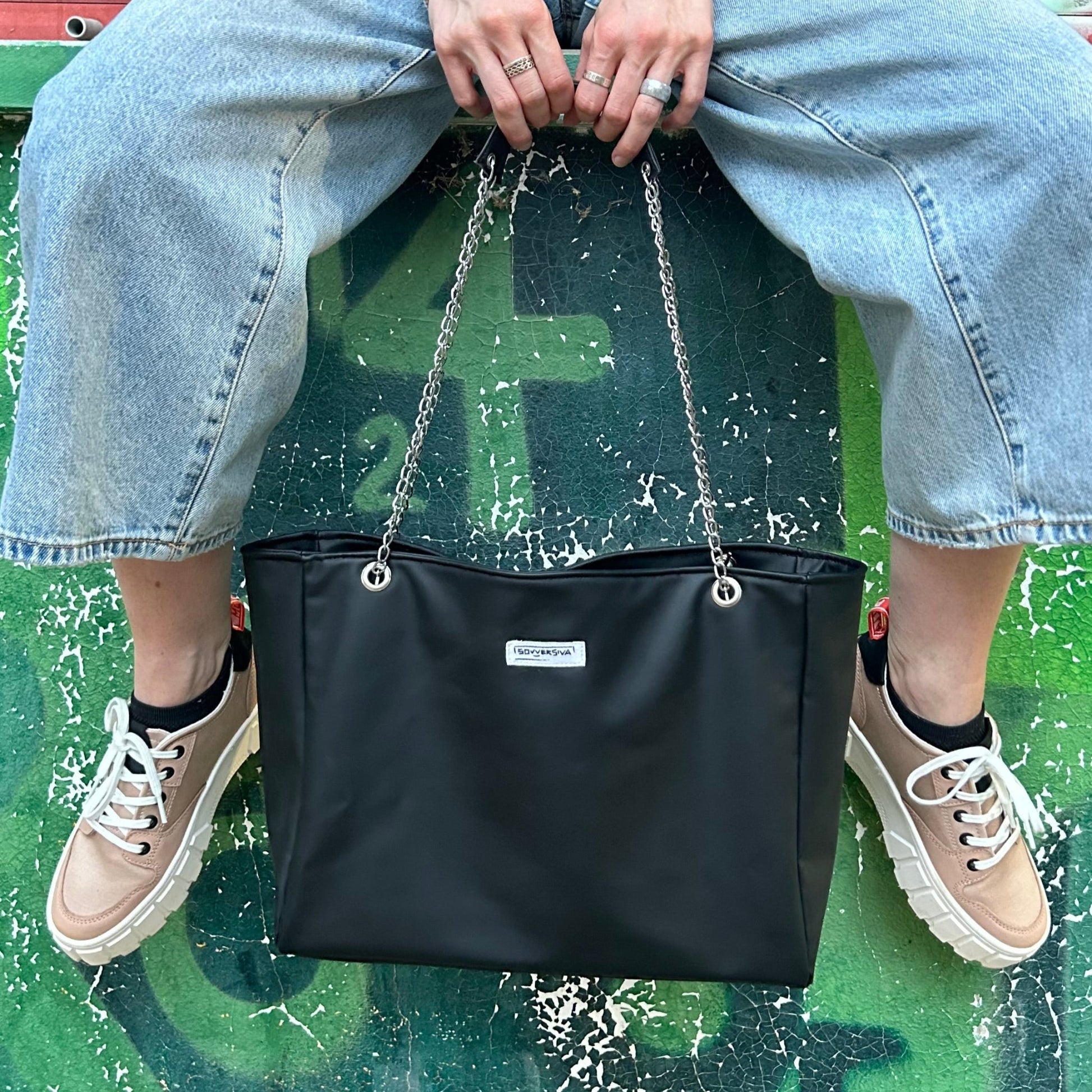 nomad-tote-bag-style