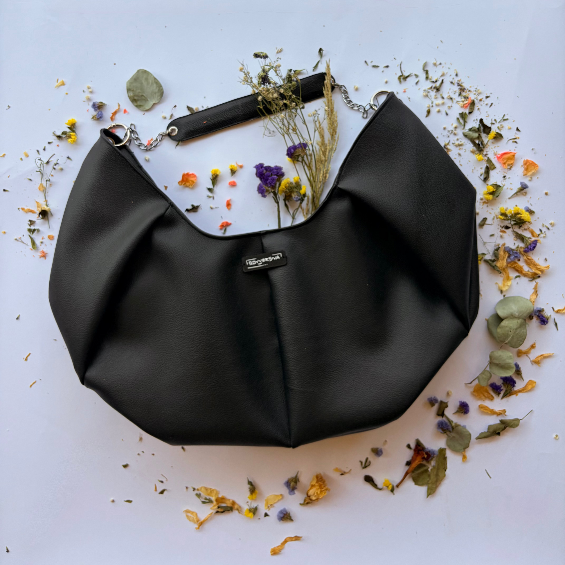 ophelia_grande_black